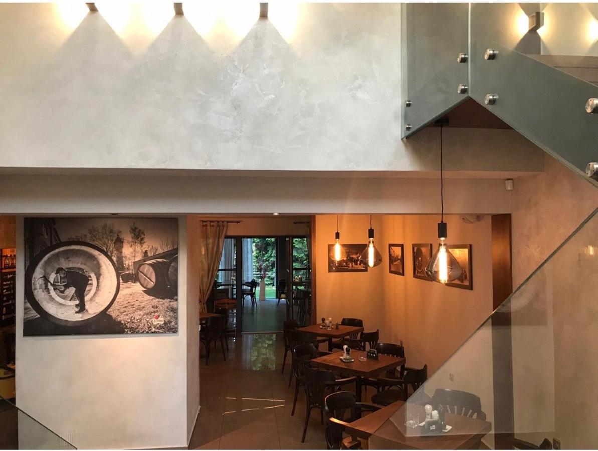 Restaurace A Penzion U Klasku Alamóc Kültér fotó